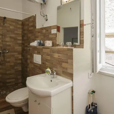 Apartment Esa *