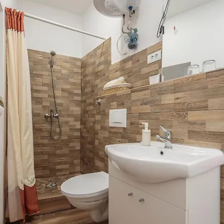 Apartment Esa *
