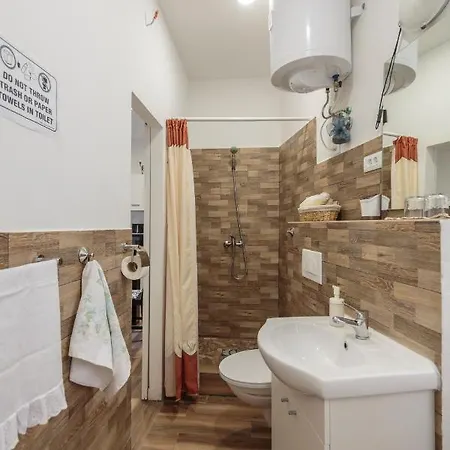 Esa Apartment